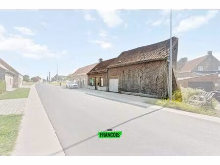 huis te koop in poperinge met 3 slaapkamers