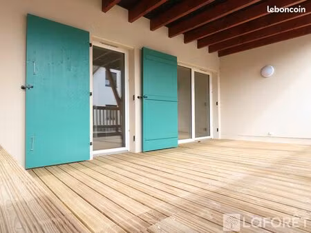 appartement 3 pièces 84 m²