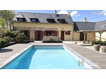 longère 8 pièces 215 m²