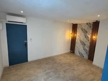 superbe studio refait à neuf – idéal investissement