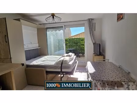 t1 bis de 32.43m2  plages 190 mètres  au calme