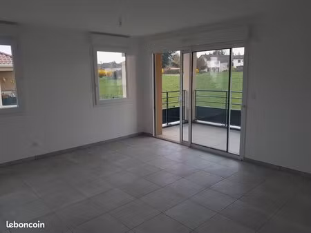 appartement t3 avec balcon