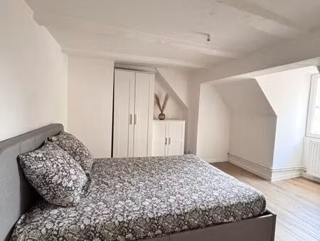 duplex meublé : centre-ville saint-avold