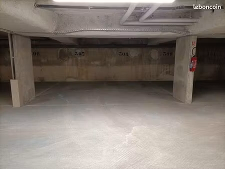 location place de parking sécurisée gare ermont-eaubonne