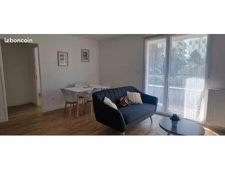 joli t2 refait neuf au calme résidence récente au calme