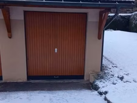 location grand garage pout caravane