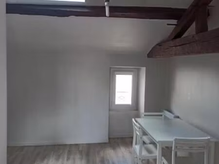 appartement t2 meublé montaigu centre