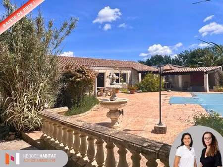 villa + 3 garages sur grand terrain avec piscine