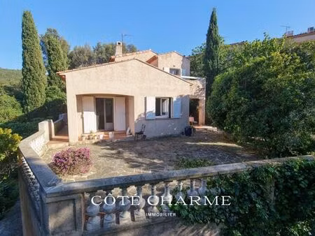 maison de prestige de 242 m2 en vente le pradet  provence-alpes-côte d'azur