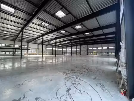location local d’activités cergy 95800 1000m²