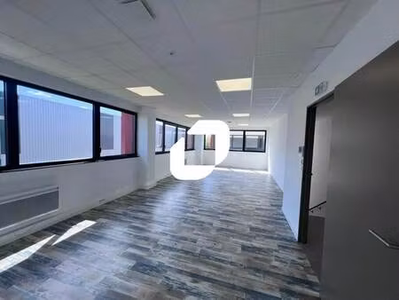 location local d’activités chanteloup en brie 77600 262m²