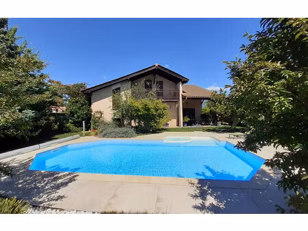 maison de 128 m² à vinay - 420 000 €