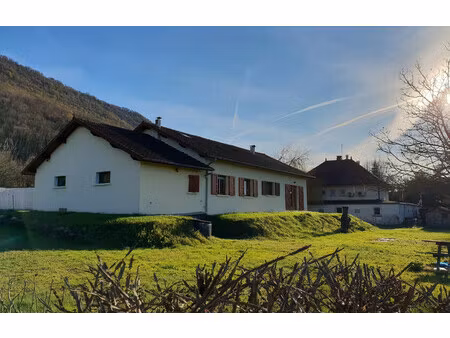maison de 130 m² à izeron - 219 500 €