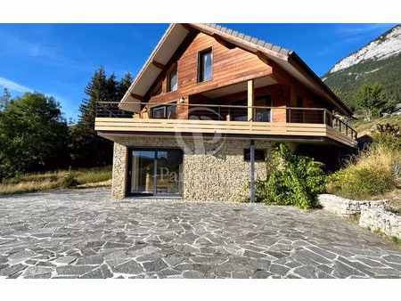 maison de 160 m² à rencurel - 825 000 €