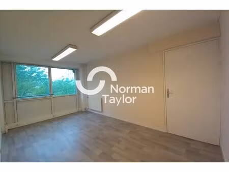 location bureaux 50 m² à 101 m²