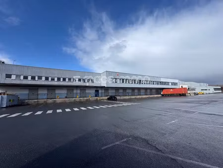 vente local industriel 9000 m² gravigny (27930)