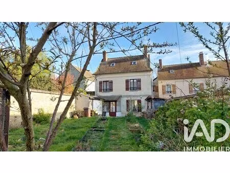 maison de village à serans (60240)