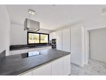 vente maison 4 pièces 120 m² à ferrals-les-corbières (11200)  319 000 €