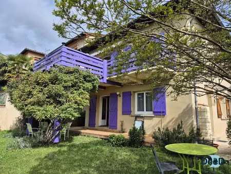 maison avec jardin et superbe vue + t2 + studio