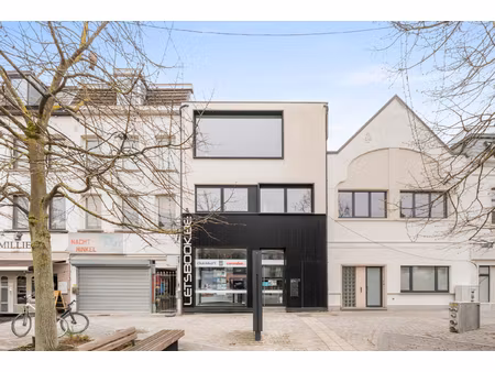 commercieel te koop in dendermonde met 4 slaapkamers