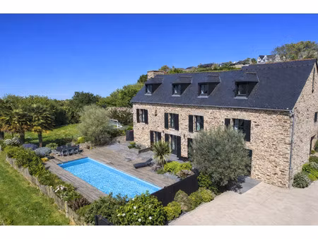 maison 7 pièces - 240 m²