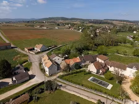 l'art de vivre en bourgogne  dans une propriété de caractère au coeur de mercurey