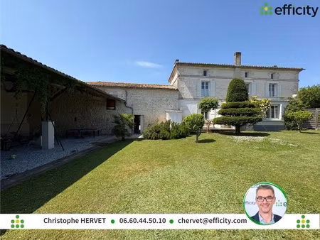 maison 6 pièces - 218 m²