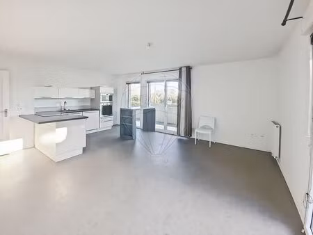 location appartement 3 pièces 59m² nantes 44300