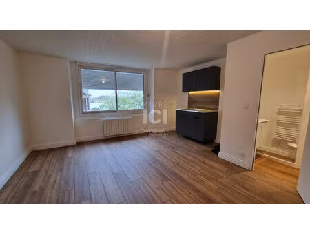 location appartement 1 pièce 29m²