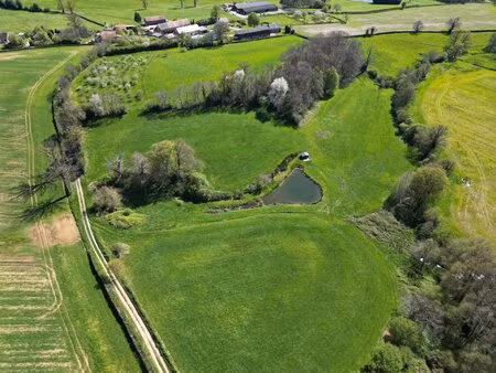 petite propriété rurale avec maison  studio et piscine secteur boussac-bourg