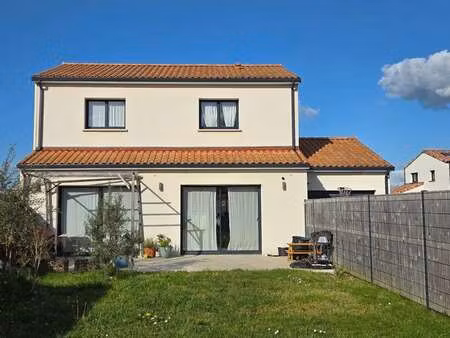 vente maison à saint-julien-de-concelles (44450) : à vendre / 131m² saint-julien-de-concel