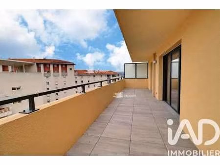 location appartement 4 pièces meublé à aix-en-provence (13080) : à louer 4 pièces meublé /