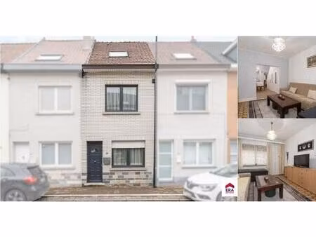 maison à vendre à ruisbroeksesteenweg 95 sint-pieters-leeuw (rbv72599)