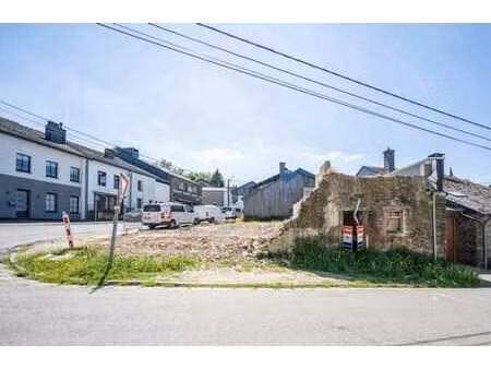 terrain à bâtir au coeur de corbion proche de la semois