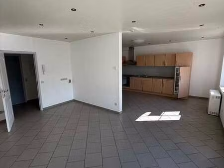 bertrix : appartement 1 chambre avec terrasse