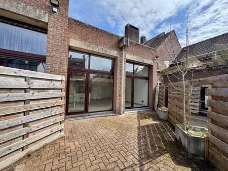 à louer : studio moderne au centre d’overijse