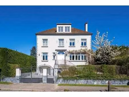waterloo – faubourg  splendide villa (5ch/6sdb/piscine)