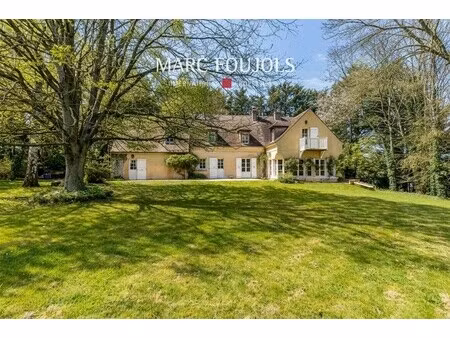 maison de luxe à vendre à ully-saint-georges