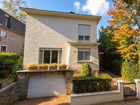 – observatoire élégante villa 4 façades à réinventer