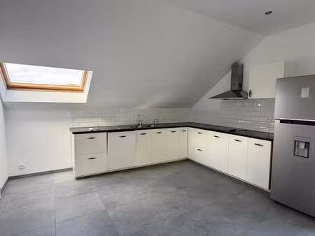 grivegnee - superbe appart 2 ch. entièrement rénové