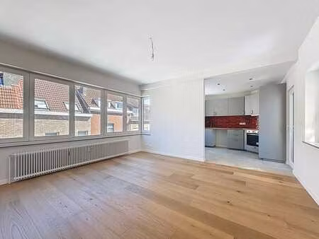 appartement 1 chambre de 61m² totalement rénové