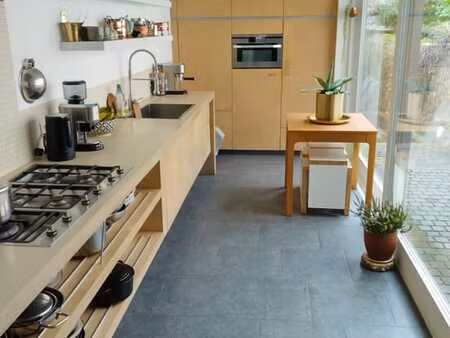 loft au cœur d'ekkergem  magnifique jardin!