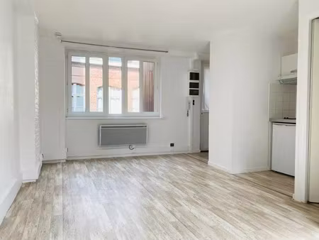 location appartement 1 pièce 24 m² à lille (59800)