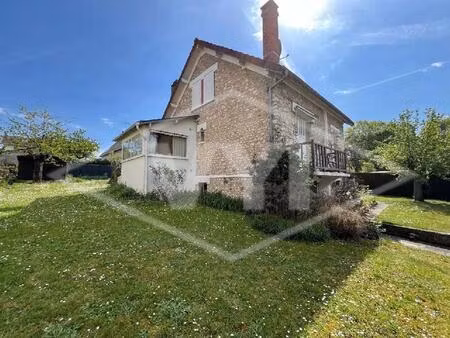 vente maison 5 pièces 109 m² varennes-jarcy (91480)