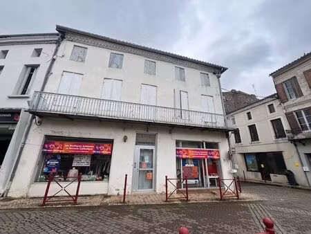 immeuble de rapport au coeur de clairac