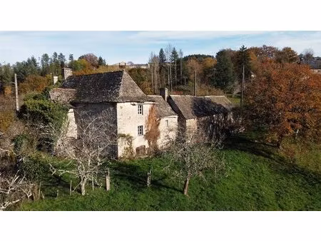 corps de ferme à restaurer - charle de louvrié