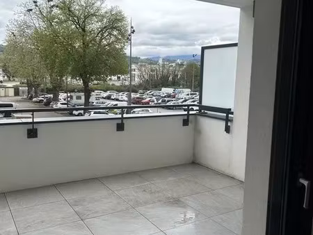 location appartement 1 pièce 29 m² à rumilly (74150)