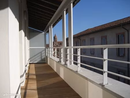 beau t2 duplex 62 m2 saint cyprien + terrasse