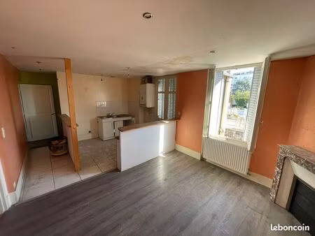 lot 2 appartements - à rénover - nevers centre
