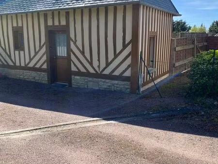 maison colombage récente 2 pièces